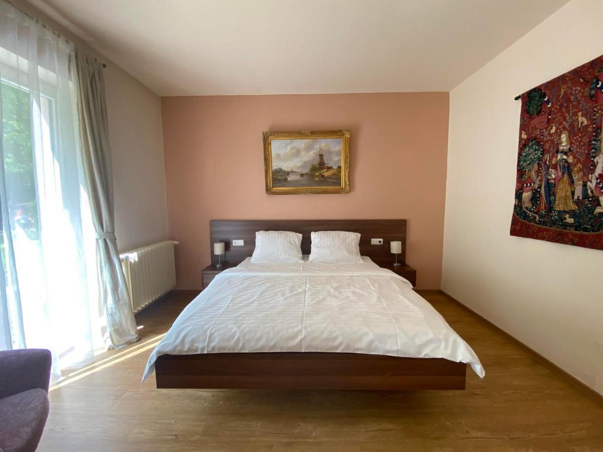 Hotel Zamecek Na Celadne Čeladná Kültér fotó